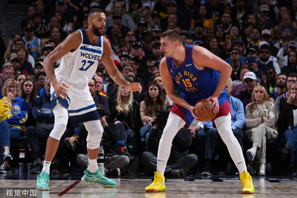 更是由于他 更是由于他