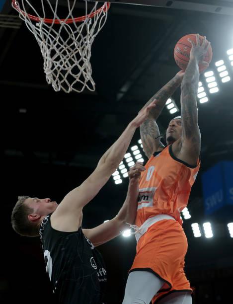 许多明星子 许多明星子