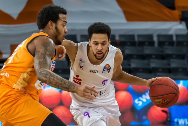 媒体广泛报 媒体广泛报