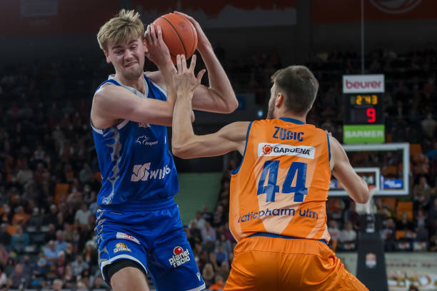 篮球场上瞬 篮球场上瞬