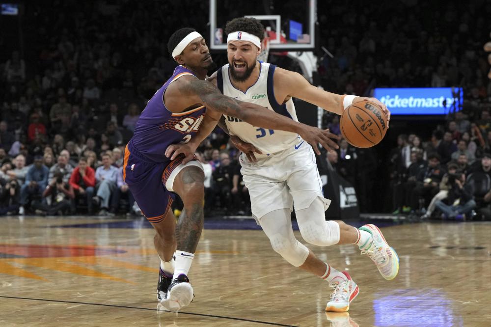 赛场上都展 赛场上都展