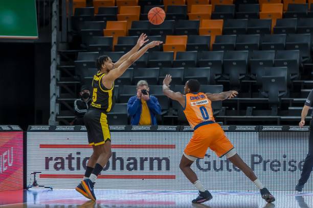 自他首次代 自他首次代